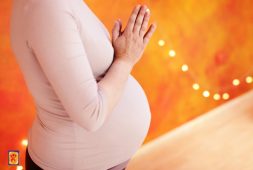 birthligh-pregnancy-yoga
